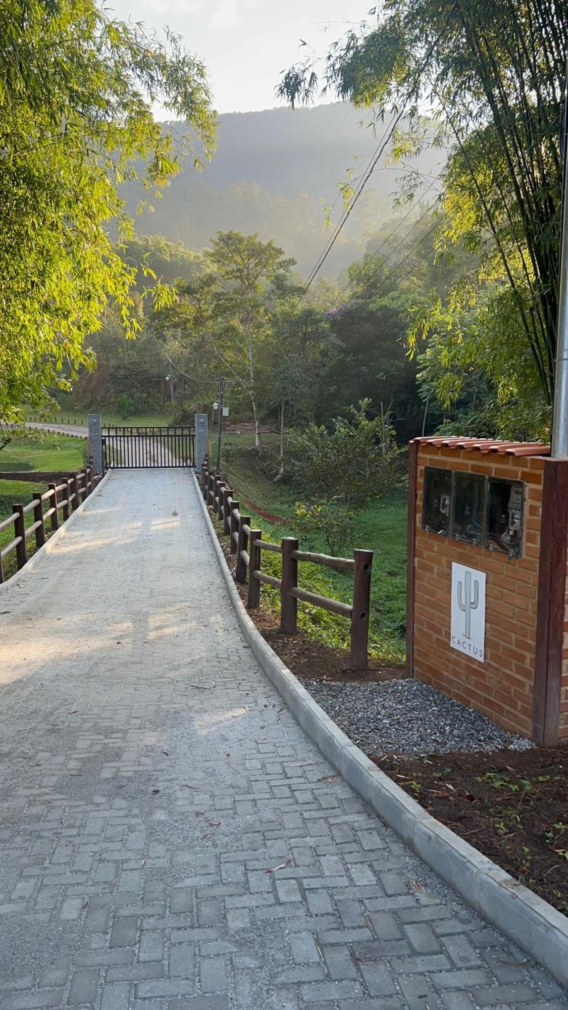 Cactus Chales & Cabanas Em Lumiar Exteriér fotografie